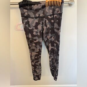 Athleta lighting 7/8 leggings